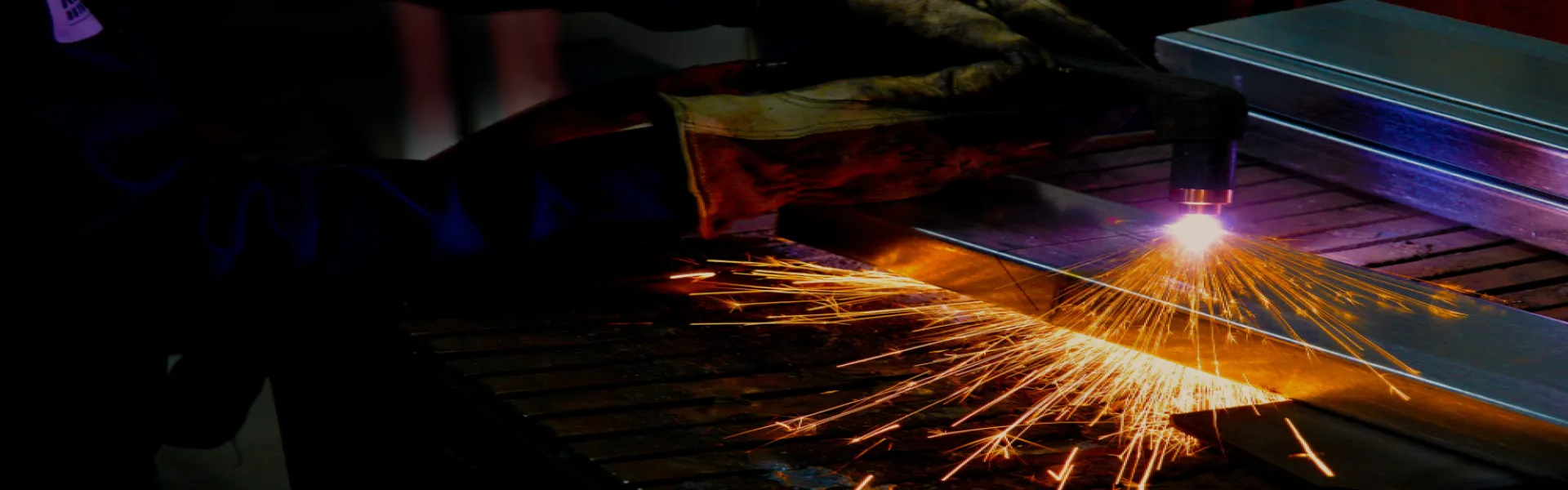 Découpe industrielle : Oxycoupage, Découpe Laser et Découpe Plasma - Air Liquide